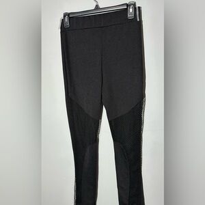 Código Black Leggings Size Large